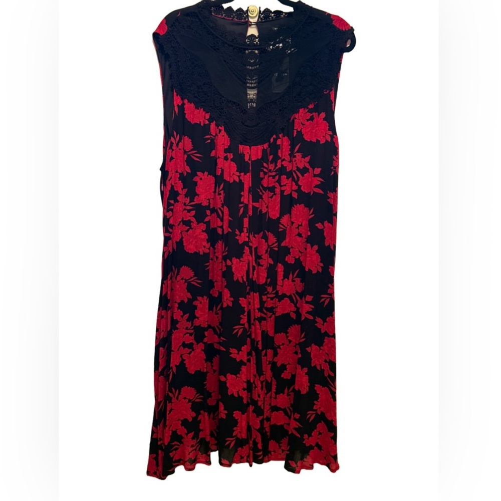 Floral Black and Red Sleeveless Dress
